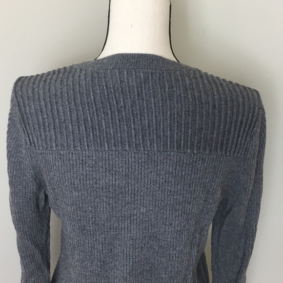 Banana Republic gray ribbed sweater size M - Picture 7 of 10
